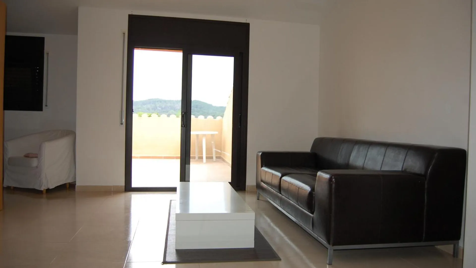 Homestay 1 Habitacion Con Vistas En Palamos Apartment